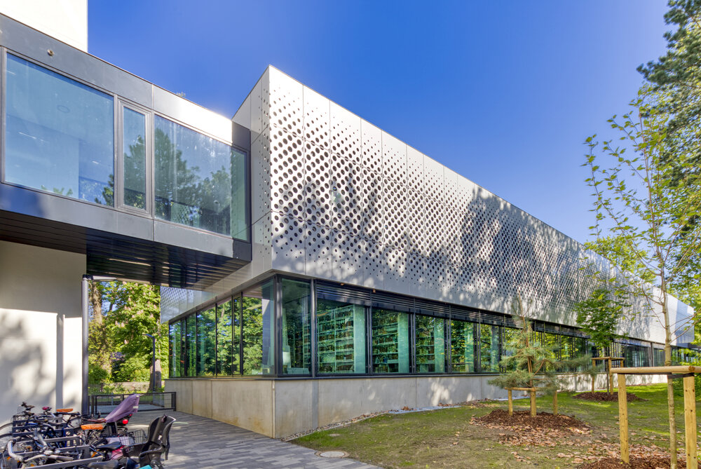 GEI-Bibliothek_aussen_2 GEI-Bibliothek_aussen_2