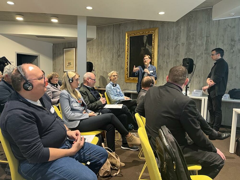 PHOTO-2022-12-03-09-38-03