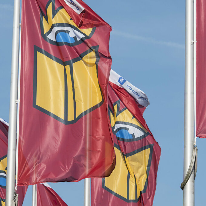 Die Herausforderung von Fake News und Desinformation. Wissen und Handlungsstrategien für Lehrkräfte lbm19-uk-0264_neu