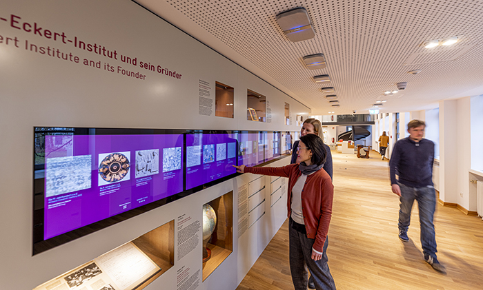 Medienwand Medienwand